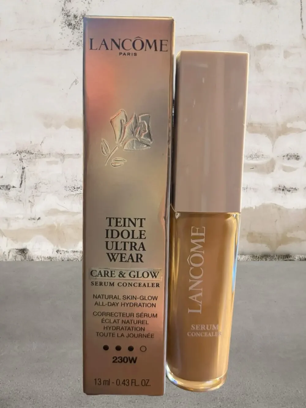 Lancome Teint Idole Ultra Wear Care & Glow Serum Concealer in 230W NIB